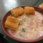 潮城燒臘粥店 - 