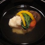 馳走なかむら - 海老しんじょう 椎茸　うぐいす菜　柚子の香り、、、