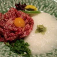 華蓮  大阪心斎橋店 - 鹿児島黒牛のユッケ