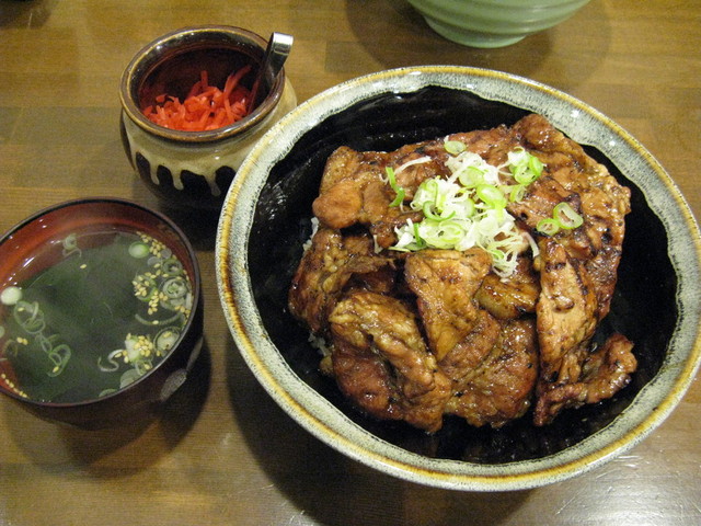 ぶたぶーた ぶーたぶーた （Boota-Boota） - 片貝/豚丼 | 食べログ