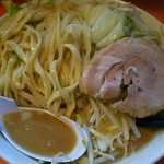 天地返し(麺、スープ、豚アップ)