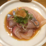 鮨処寿司大 - お通し：シマアジ