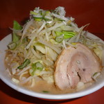 らーめん(840円)