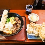 讃歌うどん はんげしょう - 肉ちくわ天ぶっかけ ＆ トッピング（鶏天ぷら、半熟玉子天ぷら）