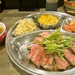 おきなわステーキ酒場 さぎり - インディアンローストビーフ丼　900円