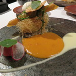 Vel  ROsier - 1704_Vel ROsier_メイン①(魚) 海老 乾焼 ホワイトアスパラ 桜海老 陸鹿尾奈 豆 トマト 蕎麦の実