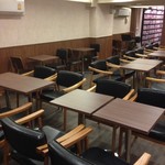 Haru Ranman Comic Cafe & Bar - 