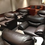 Haru Ranman Comic Cafe & Bar - 