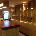 Haru Ranman Comic Cafe & Bar - 