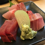 名古屋の立ち呑み 大安 - ブリ刺身