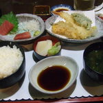 水神 - セットはこんな感じ。お刺身を先に肴でいただいてます。