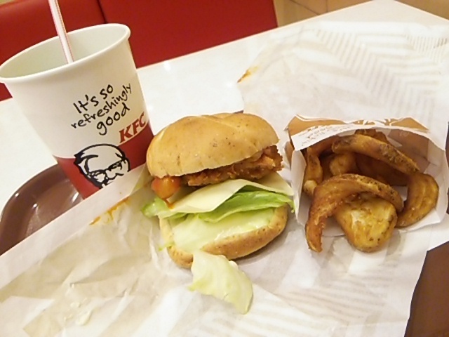 ケンタッキーではチキンを食べよう By と ケンタッキーフライドチキン 倉敷中庄店 中庄 鳥料理 食べログ ケンタッキーではチキンを食べよう By と ケンタッキーフライドチキン 倉敷中庄店 中庄 鳥料理 食べログ