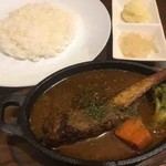 イベリコ豚のスペアリブカリー