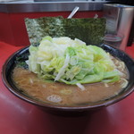 ラーメン 杉田家 - 【再訪】ラーメン大盛り&キャベツ(硬め,味濃いめ,油多め)