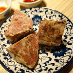 Kyouyakunikuyoshida - 和牛炙り塩テール焼き