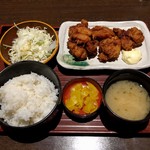 Tori yo saka nayo - ザンギ定食（430円）