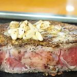 大木屋 - 肉のエアーズロック・リブロースステーキ