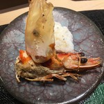 第三春美鮨 - 鬼殻焼き