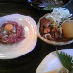 杉田もつ肉店 - 煮込みと塩ユッケ