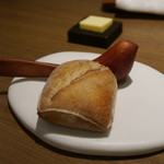 ラチュレ - パンとバターナイフ