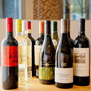 ワインにこだわる世界のワインと樽生スパークリング！