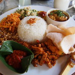 Cafe Wayan & Bakery - 