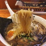 らーめん むつみ屋 - 麺アップ