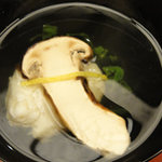 Awara Onsen Hoteru Yagi - 煮物椀 清汁仕立（ずわい蟹つみれ、占地茸、つる菜、柚子）