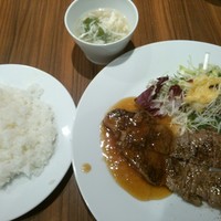 キャトルラパン 北梅田 - 17/4　ステーキランチ1枚:800円＋ライス大盛:50円（=850円）
