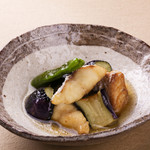 出汁と信州ごはん 佐久屋本店 - 鮮魚と野菜の揚げ出し￥850（税抜）