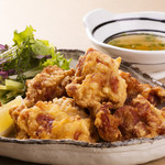 出汁と信州ごはん 佐久屋本店 - 福味鶏の唐揚げ￥780（税抜）