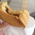 蜂楽饅頭 - 今回は白。美味しい(*´-`)1個100円