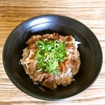 煮干し豚骨中華そば おかじゃこ - ミニ牛すじ丼