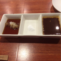 やきにくのバクロ 博多店 - ぽん酢、塩、タレ