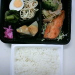 Kirakuna omise aun - 日替弁当