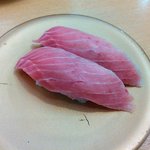 めばちマグロ中トロ(300円)