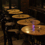 ル・カフェ - テーブル席