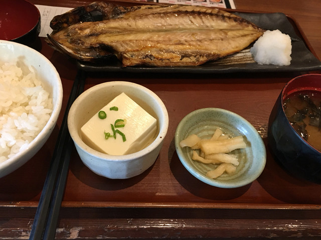 閉店 焼魚食堂 魚角 飯田橋店 飯田橋 魚介料理 海鮮料理 食べログ