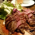 BISTRO30 - イベリコ豚のグリエ バルサミコソース