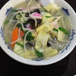 Seisei Hanten - 野菜湯麵