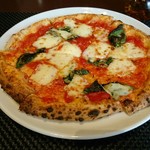 Trattoria Azzurri - マルゲリータ 1,180円