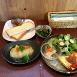ジャム cafe 可鈴 - お料理が出そろいました。
