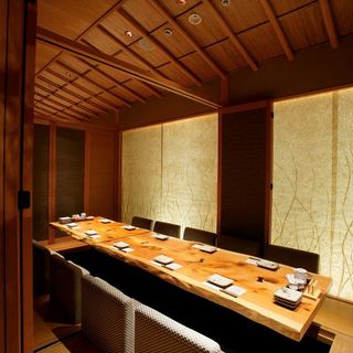 This is a seat with a calm atmosphere that gives you the feel of a Kyoto townhouse.