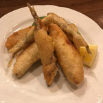 地中海食堂Oliva - ワカサギのビール揚げ