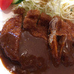 洋食の藤 - トンカツの断面です。