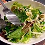 とら 七輪焼き - 塩昆布とキャベツのサラダ