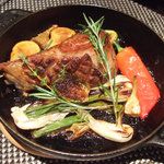 レストラン バカール - できたての子羊のロースト