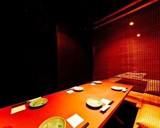 Seitennotsuki - ２～６名様用の掘りごたつテーブル個室。
