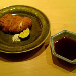 蓮 - 玄界灘岩牡蠣高温揚げのカツ。豚カツのリクエストが上手くいかず、此方に。海の肝の風味溢れる濃厚さ。クリーミーより濃厚寄りな岩牡蠣。高音で揚げることで。中は暖かい程度の火入れでとろっとろに。