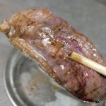 焼ジビエ 罠 - 脂の旨味、お肉の旨味がすこぶる強いイノシシ肉はメチャウマ！